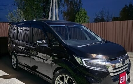 Honda Stepwgn IV, 2018 год, 2 300 000 рублей, 14 фотография