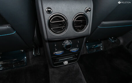 Rolls-Royce Cullinan, 2024 год, 56 000 000 рублей, 22 фотография