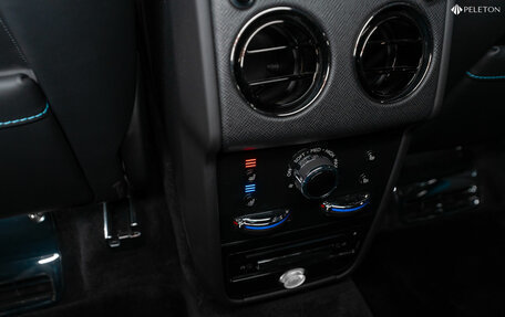 Rolls-Royce Cullinan, 2024 год, 56 000 000 рублей, 23 фотография