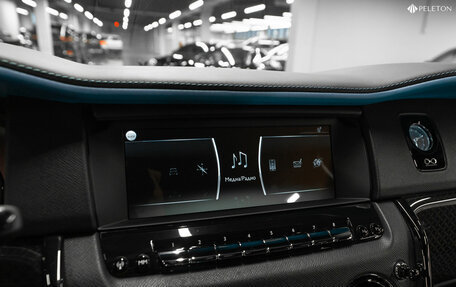 Rolls-Royce Cullinan, 2024 год, 56 000 000 рублей, 28 фотография