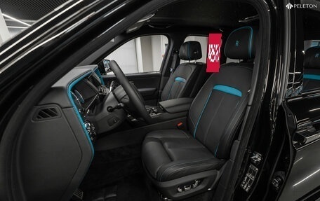 Rolls-Royce Cullinan, 2024 год, 56 000 000 рублей, 9 фотография