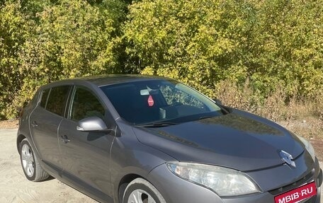 Renault Megane III, 2010 год, 700 000 рублей, 2 фотография