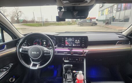 KIA K5, 2021 год, 2 200 000 рублей, 9 фотография
