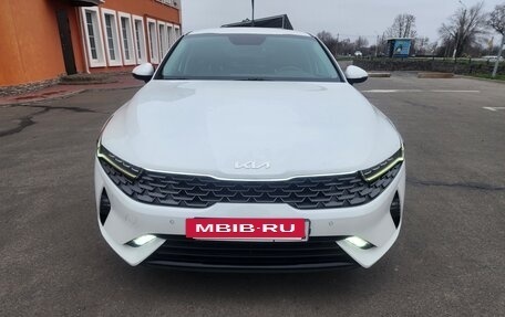 KIA K5, 2021 год, 2 200 000 рублей, 2 фотография