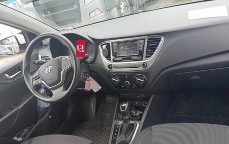 Hyundai Solaris II рестайлинг, 2021 год, 1 050 000 рублей, 9 фотография