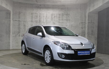 Renault Megane III, 2013 год, 727 000 рублей, 3 фотография