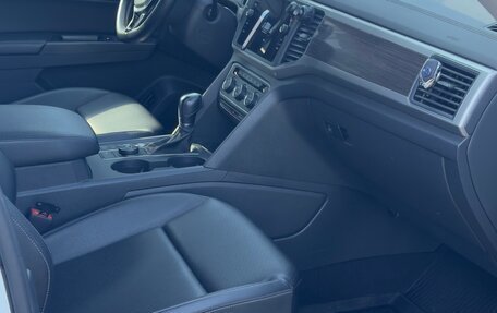 Volkswagen Teramont I, 2018 год, 3 500 000 рублей, 18 фотография