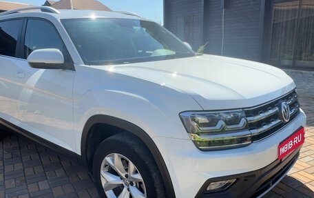 Volkswagen Teramont I, 2018 год, 3 500 000 рублей, 3 фотография