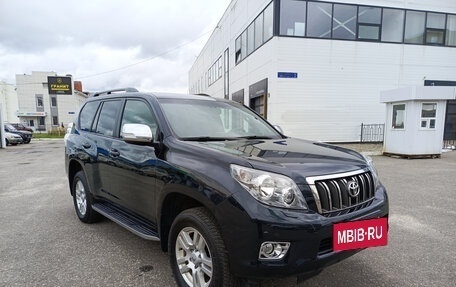 Toyota Land Cruiser Prado 150 рестайлинг 2, 2010 год, 2 260 000 рублей, 3 фотография