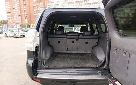 Toyota Land Cruiser Prado 150 рестайлинг 2, 2010 год, 2 260 000 рублей, 12 фотография