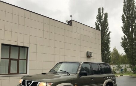 Nissan Patrol, 1999 год, 650 000 рублей, 2 фотография