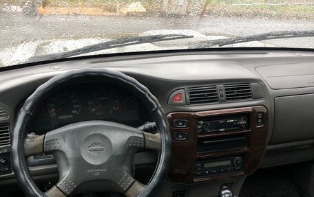 Nissan Patrol, 1999 год, 650 000 рублей, 10 фотография