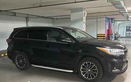 Toyota Highlander III, 2014 год, 2 650 000 рублей, 2 фотография