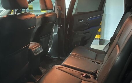 Toyota Highlander III, 2014 год, 2 650 000 рублей, 9 фотография