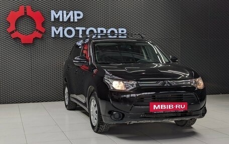 Mitsubishi Outlander III рестайлинг 3, 2012 год, 1 340 000 рублей, 3 фотография