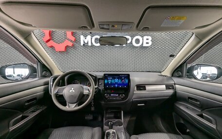 Mitsubishi Outlander III рестайлинг 3, 2012 год, 1 340 000 рублей, 25 фотография