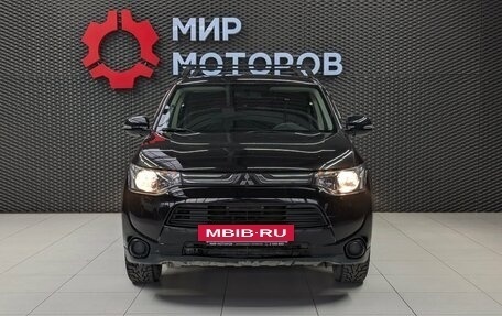 Mitsubishi Outlander III рестайлинг 3, 2012 год, 1 340 000 рублей, 2 фотография