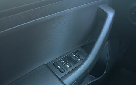 Skoda Rapid II, 2021 год, 1 768 000 рублей, 13 фотография