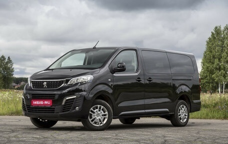 Peugeot Traveller I, 2019 год, 2 850 000 рублей, 1 фотография