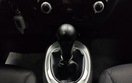 Nissan Juke II, 2011 год, 880 000 рублей, 13 фотография
