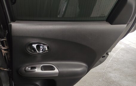 Nissan Juke II, 2011 год, 880 000 рублей, 17 фотография