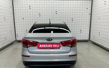 KIA Rio III рестайлинг, 2015 год, 800 000 рублей, 6 фотография