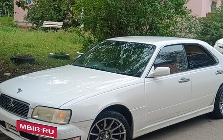 Nissan Gloria X, 1997 год, 300 000 рублей, 4 фотография