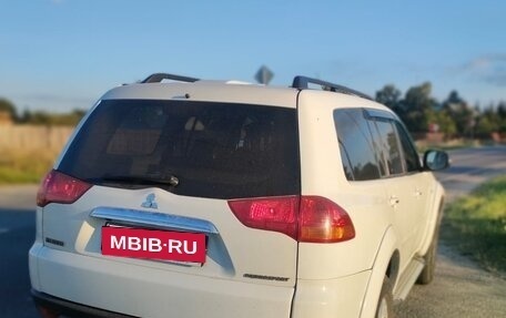 Mitsubishi Pajero Sport II рестайлинг, 2014 год, 1 290 000 рублей, 17 фотография