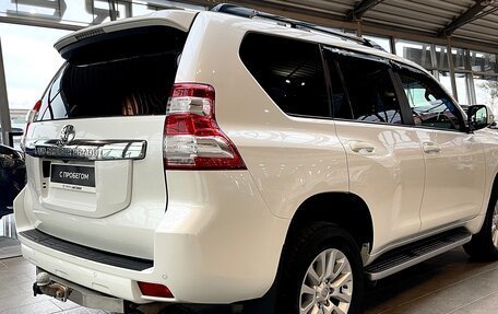 Toyota Land Cruiser Prado 150 рестайлинг 2, 2016 год, 4 500 000 рублей, 7 фотография