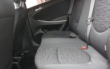 Hyundai Solaris II рестайлинг, 2015 год, 897 000 рублей, 12 фотография