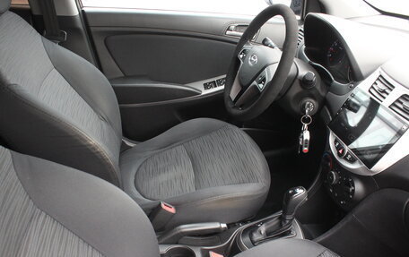Hyundai Solaris II рестайлинг, 2015 год, 897 000 рублей, 14 фотография