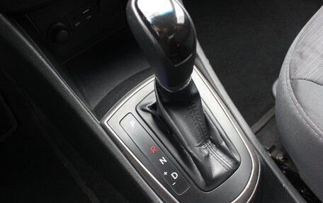 Hyundai Solaris II рестайлинг, 2015 год, 897 000 рублей, 23 фотография