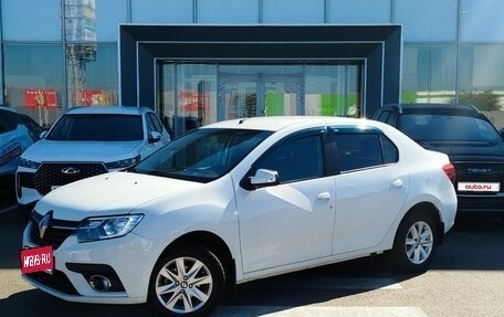 Renault Logan II, 2018 год, 845 000 рублей, 1 фотография