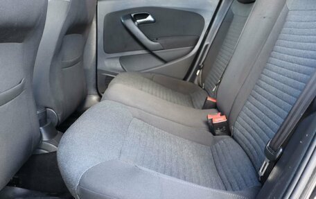 Volkswagen Polo VI (EU Market), 2010 год, 729 000 рублей, 17 фотография