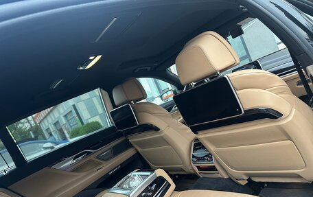 BMW 7 серия, 2016 год, 3 500 000 рублей, 11 фотография