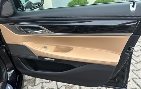 BMW 7 серия, 2016 год, 3 500 000 рублей, 18 фотография