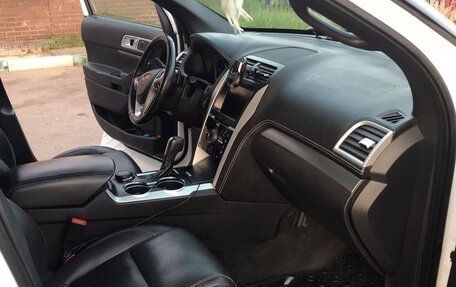 Ford Explorer VI, 2014 год, 1 890 000 рублей, 7 фотография