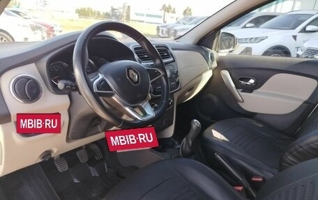 Renault Logan II, 2018 год, 845 000 рублей, 13 фотография