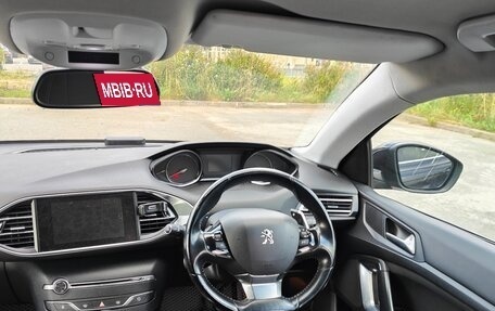 Peugeot 308 II, 2017 год, 990 000 рублей, 13 фотография