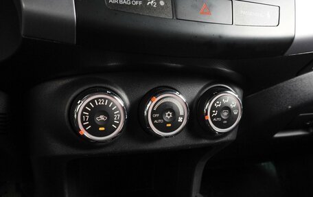 Mitsubishi Outlander III рестайлинг 3, 2010 год, 1 299 000 рублей, 12 фотография
