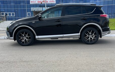 Toyota RAV4, 2016 год, 3 000 000 рублей, 2 фотография