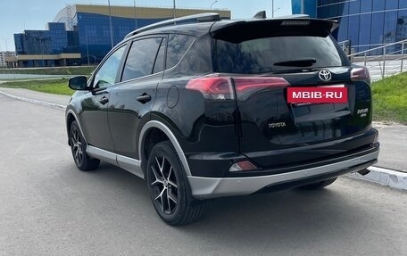 Toyota RAV4, 2016 год, 3 000 000 рублей, 3 фотография