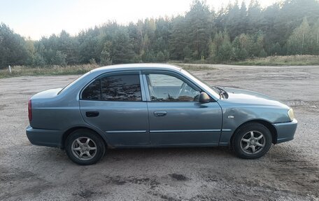 Hyundai Accent II, 2004 год, 250 000 рублей, 2 фотография