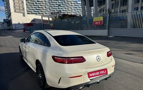 Mercedes-Benz E-Класс, 2019 год, 4 900 000 рублей, 5 фотография