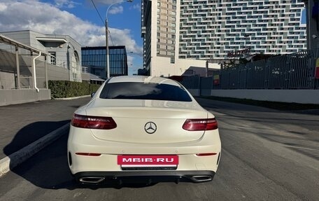 Mercedes-Benz E-Класс, 2019 год, 4 900 000 рублей, 7 фотография