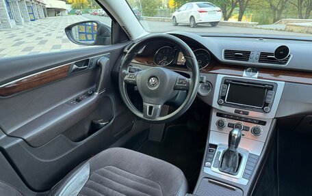 Volkswagen Passat B7, 2012 год, 1 095 000 рублей, 13 фотография