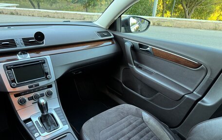 Volkswagen Passat B7, 2012 год, 1 095 000 рублей, 14 фотография