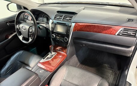Toyota Camry, 2012 год, 1 499 800 рублей, 3 фотография