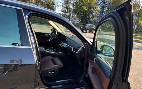 BMW X5, 2019 год, 7 500 000 рублей, 28 фотография