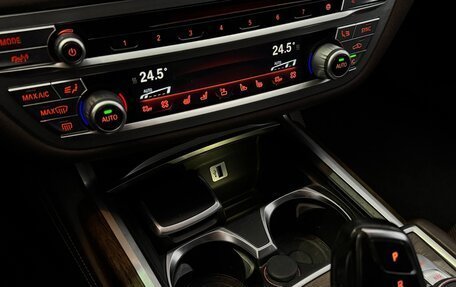 BMW 7 серия, 2016 год, 4 949 000 рублей, 22 фотография